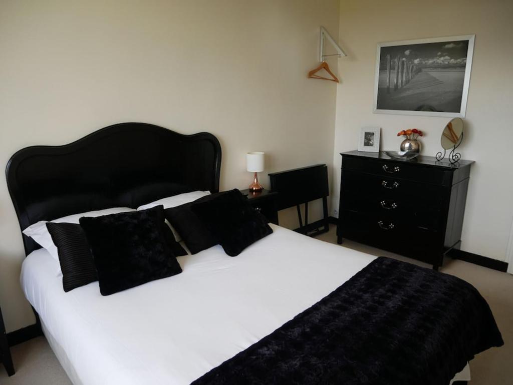 Domaine Saint Michel & Spa Tamerville Bagian luar foto